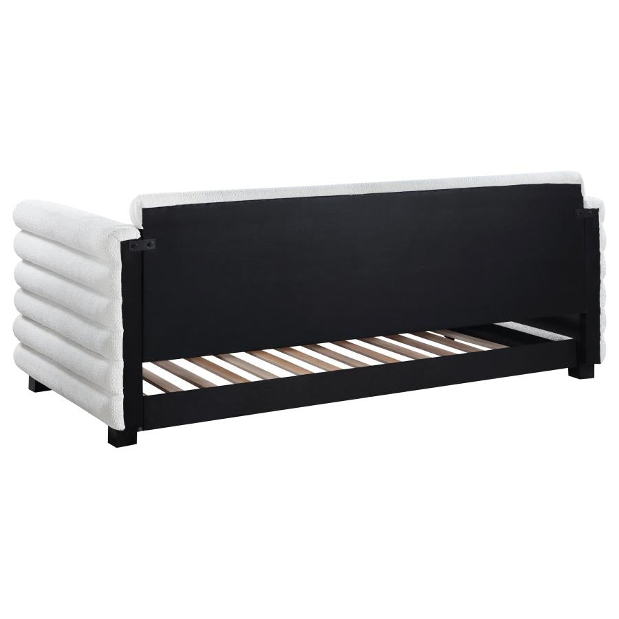 Patricia Daybed with Twin Trundle-Metro Mattress