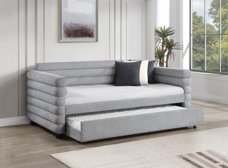 Patricia Daybed with Twin Trundle